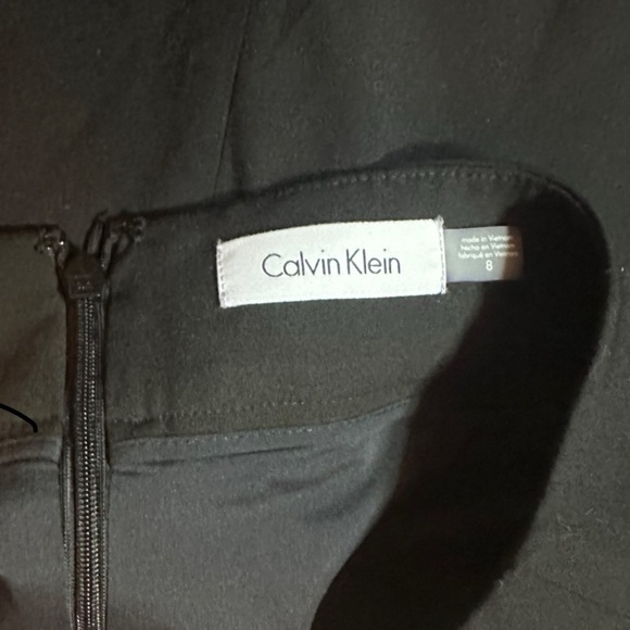 Gorgeous Grey and Black Calvin klein size 8 skirt Great condition - Picture 7 of 7